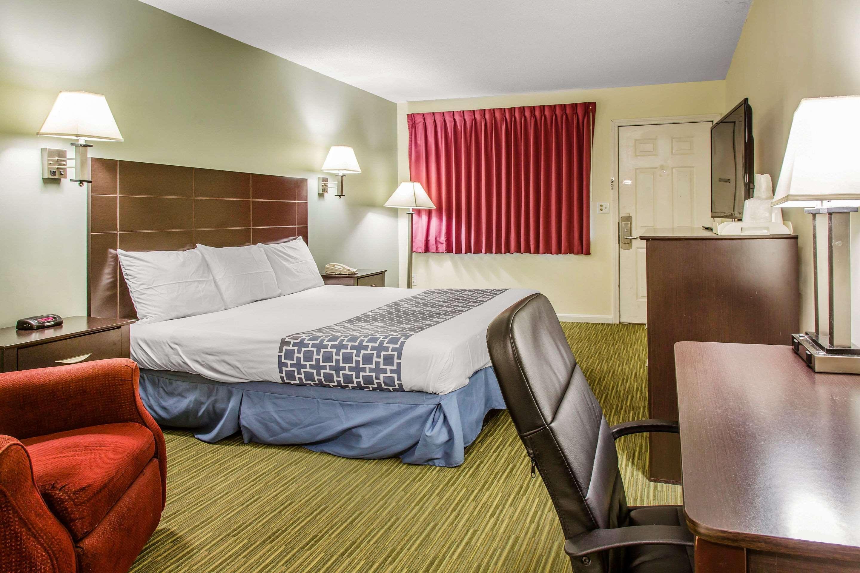 Rodeway Inn Groton Eksteriør bilde